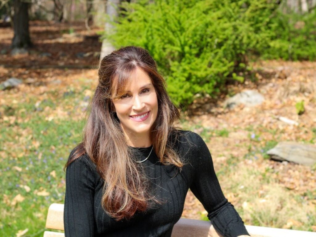 Kelly Cahill, M.S., CCC, Speech Pathologist and Stuttering Specialist in Nashville TN
